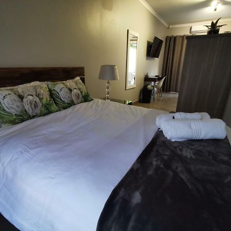 Ferienwohnung Rosedene Bloemfontein Exterior foto